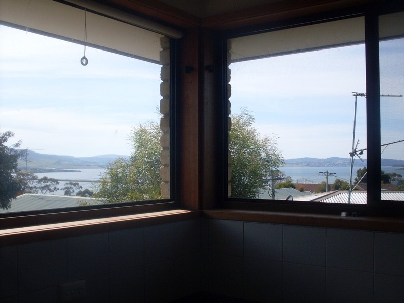 3/5 Stewart Court, Midway Point TAS 7171