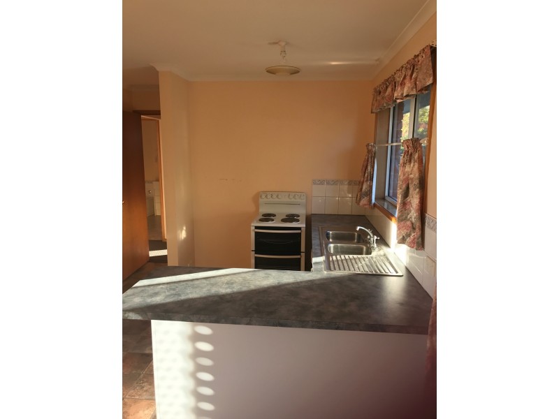 2/19 Midway Street, Midway Point TAS 7171