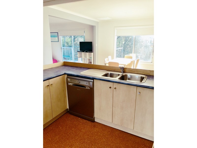 4 Riaweena Road, Dodges Ferry TAS 7173