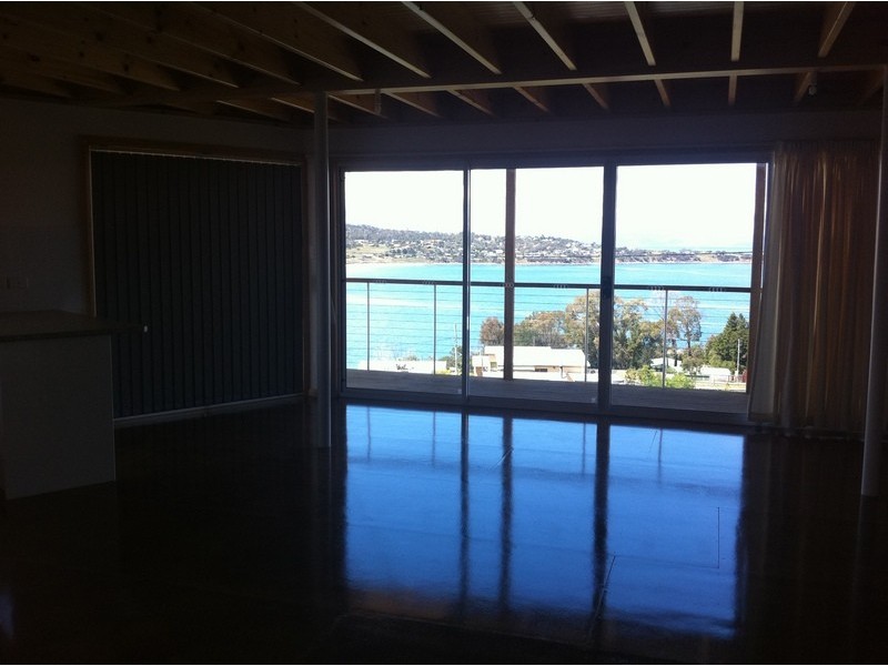 33 Sea Eagle Road, Primrose Sands TAS 7173