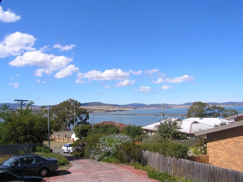 2/44 Lake Vue Parade, Midway Point TAS 7171