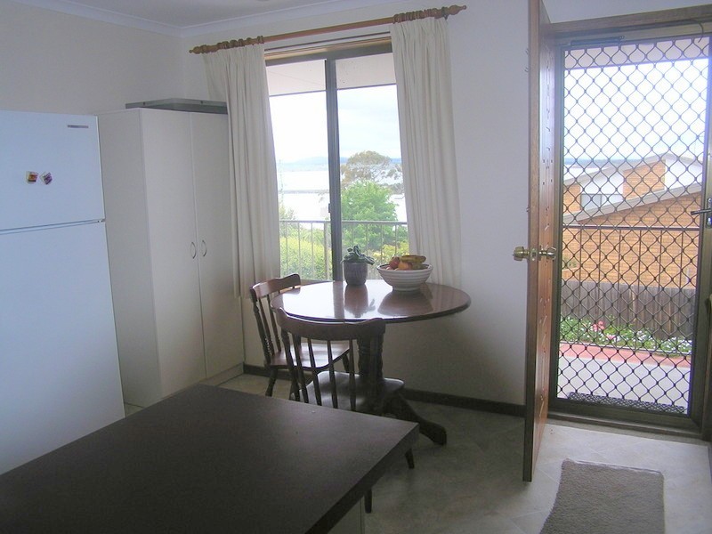 2/44 Lake Vue Parade, Midway Point TAS 7171