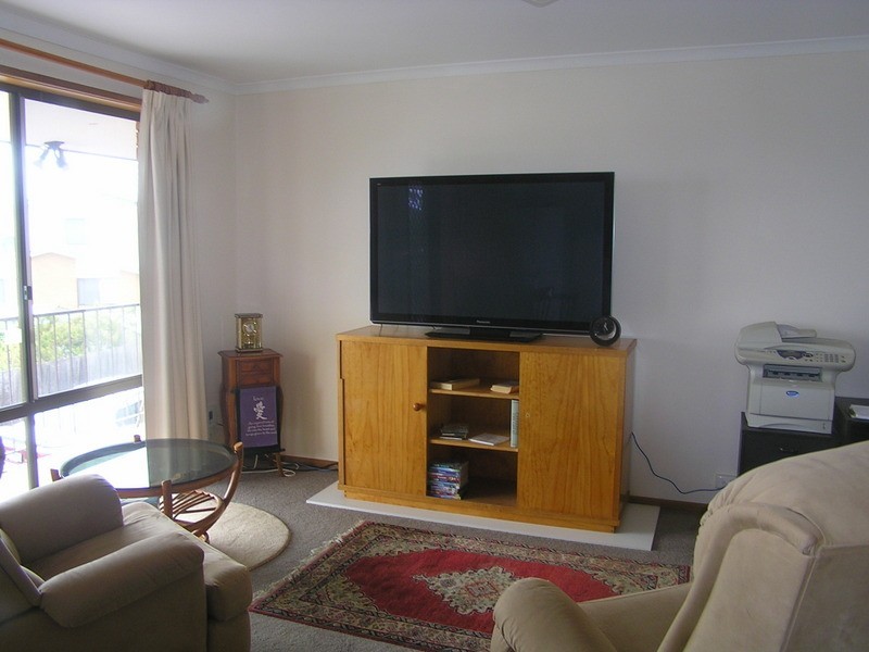 2/44 Lake Vue Parade, Midway Point TAS 7171