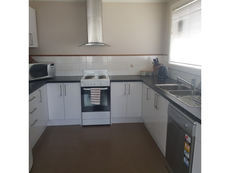 234 East Derwent Highway, Lindisfarne TAS 7015