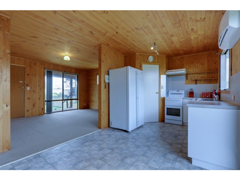 22 First Avenue, Dodges Ferry TAS 7173