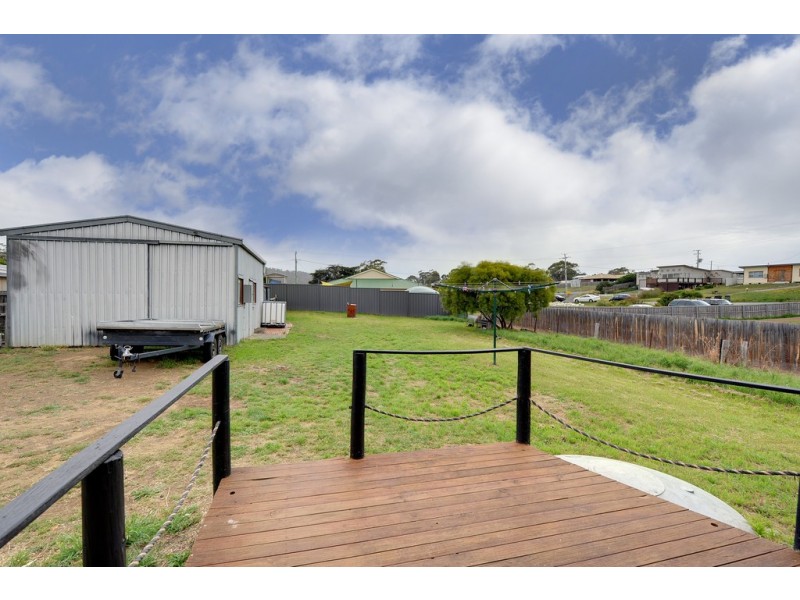 22 First Avenue, Dodges Ferry TAS 7173