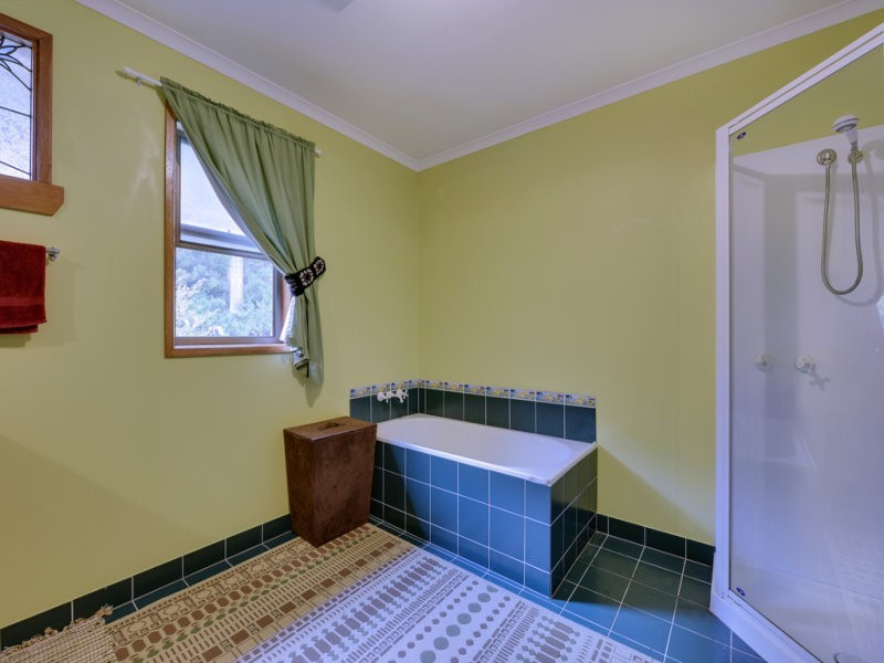 189 Pirates Bay Drive, Eaglehawk Neck TAS 7179