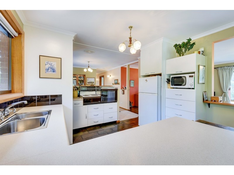 5329 Arthur Highway, Eaglehawk Neck TAS 7179