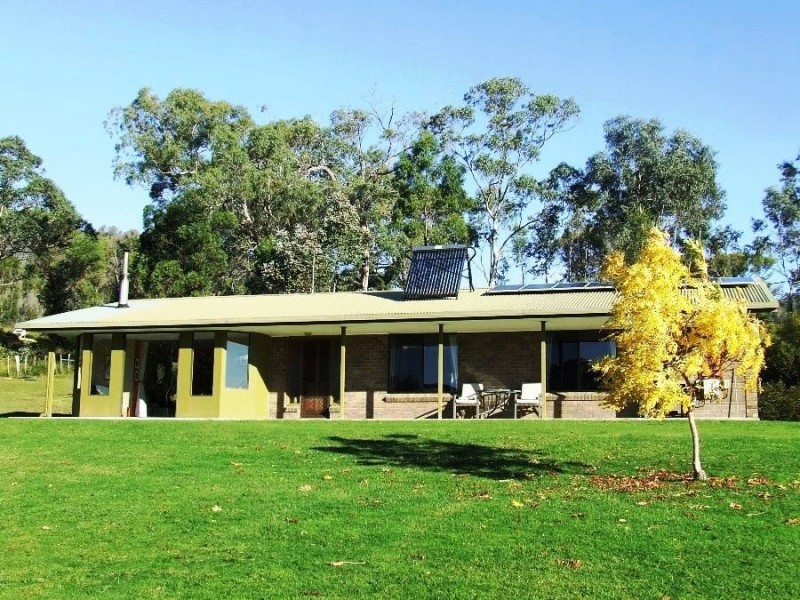 5329 Arthur Highway, Eaglehawk Neck TAS 7179