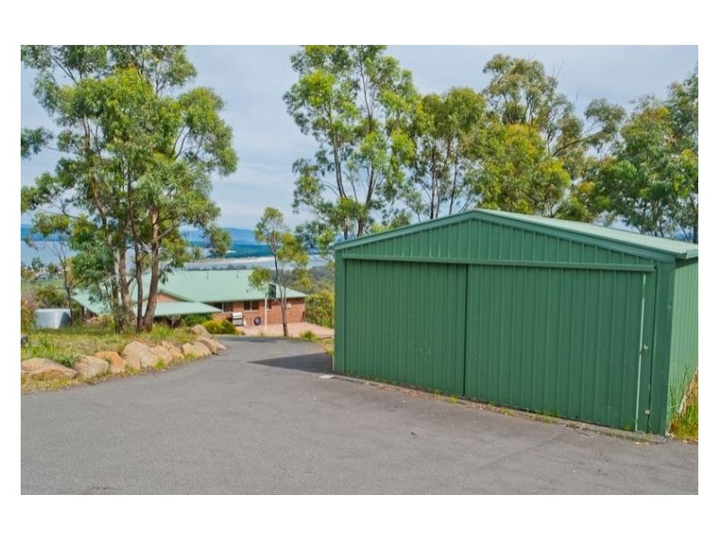 33 Dodges Hill Road, Dodges Ferry TAS 7173