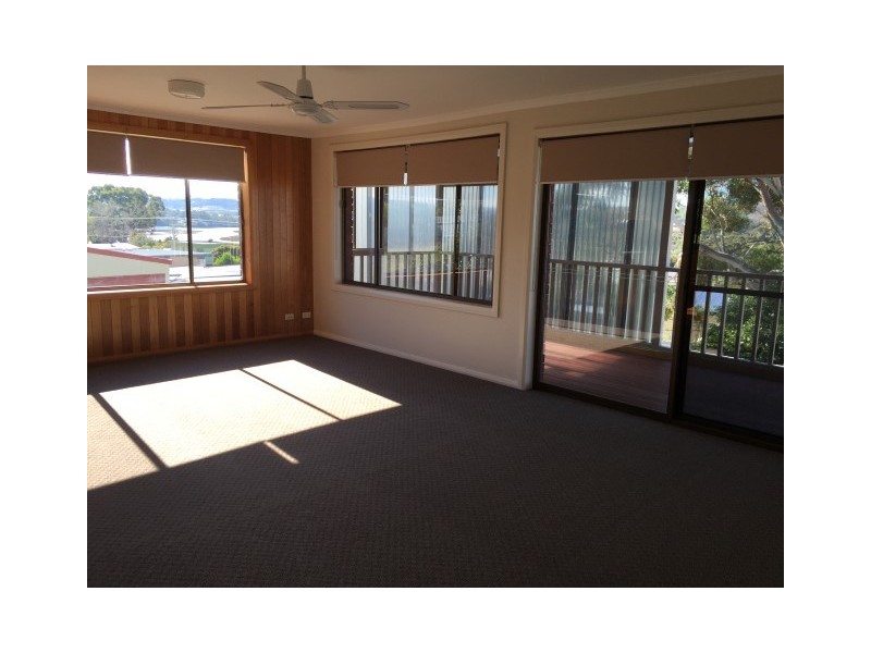 11 Little Falcon Street, Primrose Sands TAS 7173