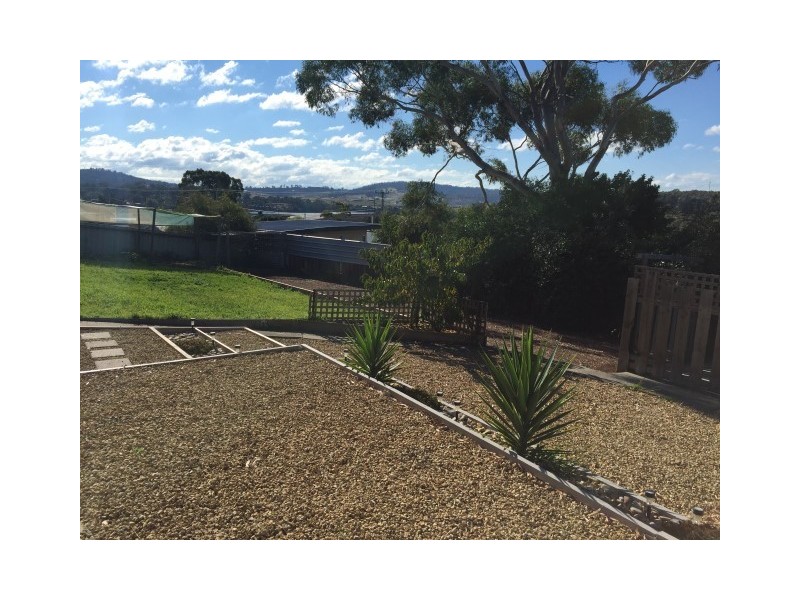 11 Little Falcon Street, Primrose Sands TAS 7173