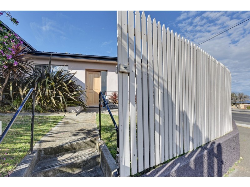 234 East Derwent Highway, Lindisfarne TAS 7015
