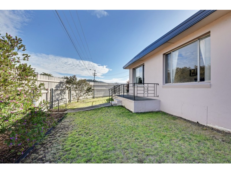 234 East Derwent Highway, Lindisfarne TAS 7015