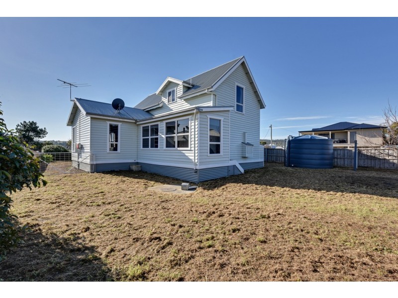 38 Jetty Road, Dodges Ferry TAS 7173