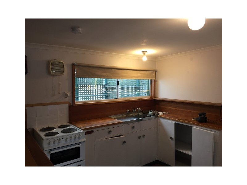 14 Raynors Road, Midway Point TAS 7171