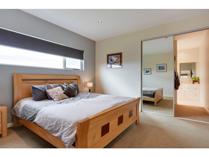 1B Alexander Court, Lewisham TAS 7173