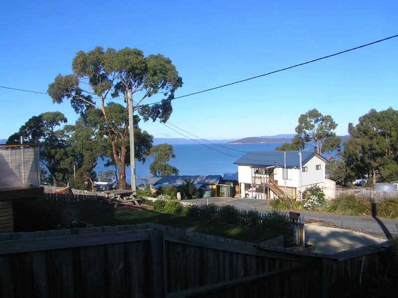21 Broom Street, Primrose Sands TAS 7173