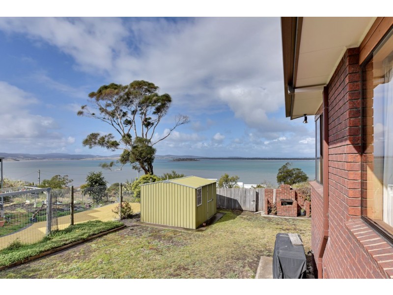 29 Fenton Street, Midway Point TAS 7171
