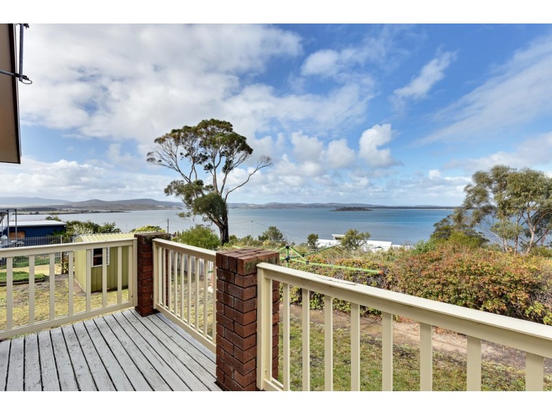 29 Fenton Street, Midway Point TAS 7171