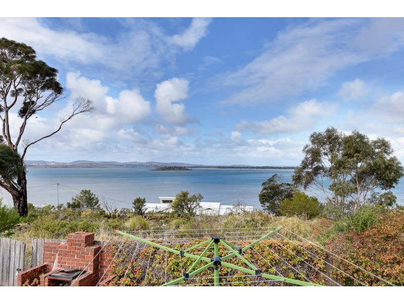 29 Fenton Street, Midway Point TAS 7171