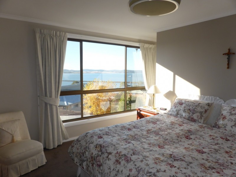 5 Boundary Street, Midway Point TAS 7171