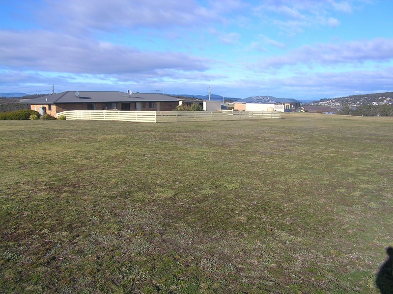 6 Brue Court, Carlton River TAS 7173