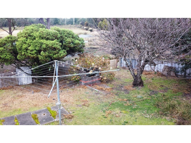 6 Sloping Main Drive, Sloping Main TAS 7186