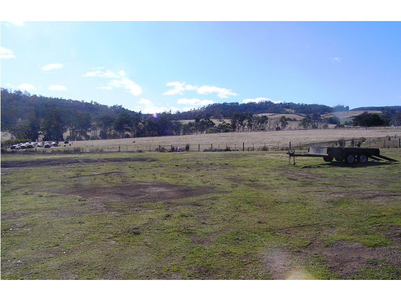 679 Arthur Highway, Forcett TAS 7173