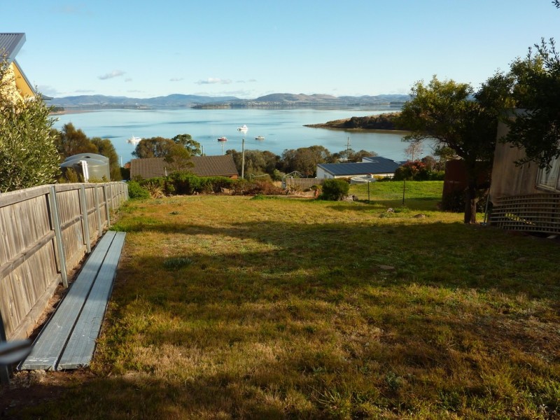 7 Gregory Street, Lewisham TAS 7173