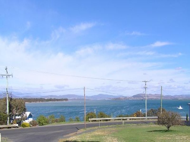 2-4 Hurst Street, Lewisham TAS 7173