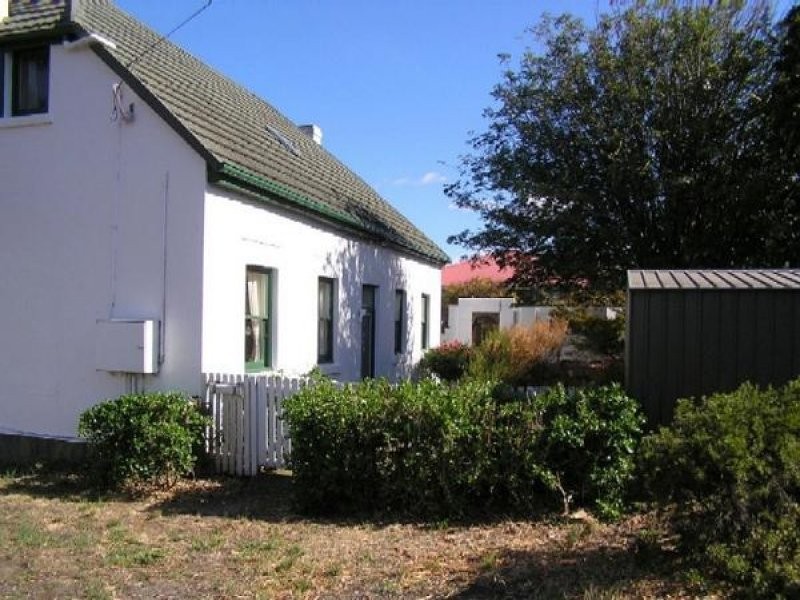 2-4 Hurst Street, Lewisham TAS 7173