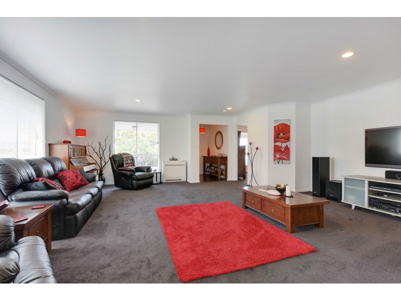 5 Lakeland Drive, Forcett TAS 7173