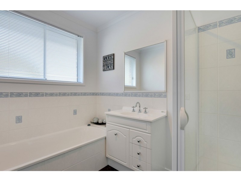5 Lakeland Drive, Forcett TAS 7173