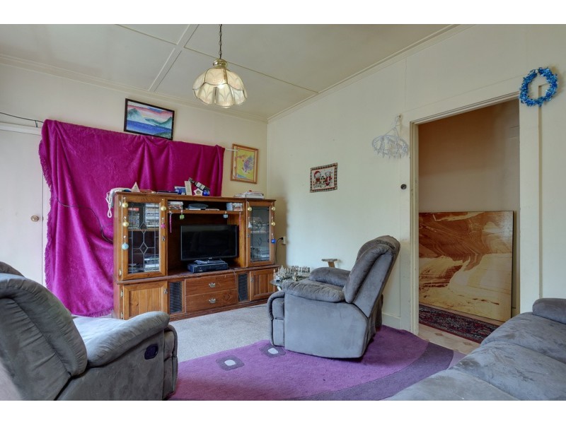 12 Spencer Street, Triabunna TAS 7190