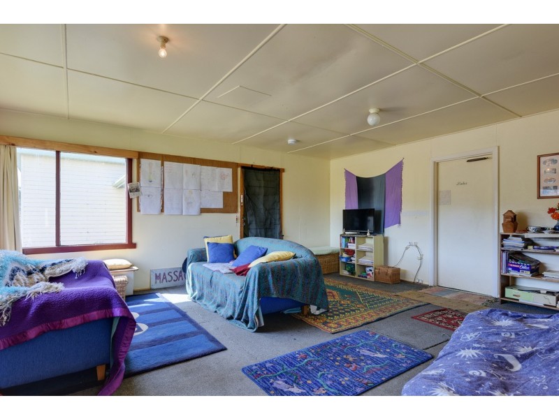 12 Spencer Street, Triabunna TAS 7190