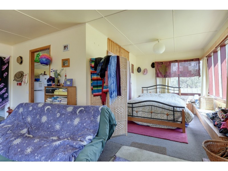 12 Spencer Street, Triabunna TAS 7190