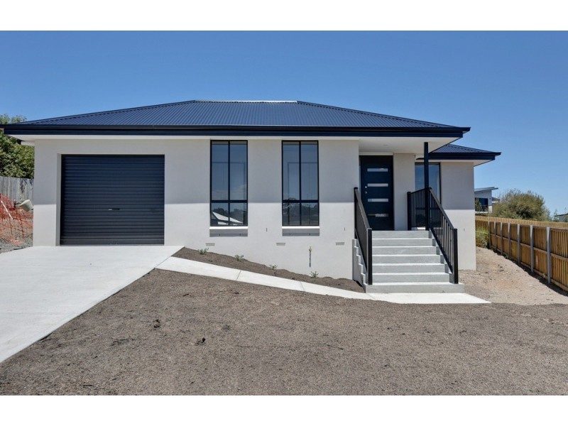 7 Barilla Court, Midway Point TAS 7171
