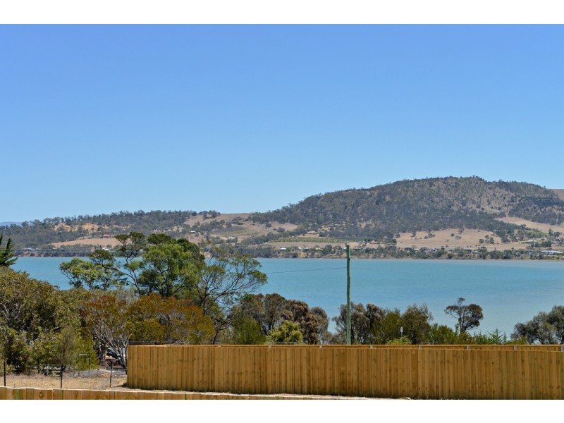 7 Barilla Court, Midway Point TAS 7171