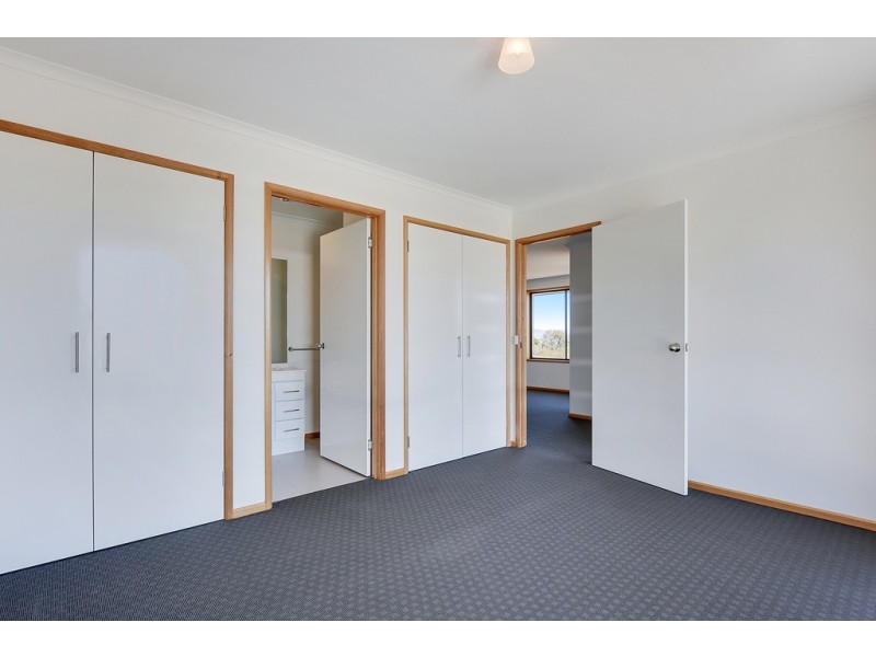 7 Barilla Court, Midway Point TAS 7171