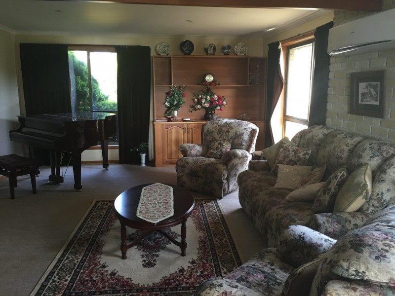 220 Bay Road, Boomer Bay TAS 7177