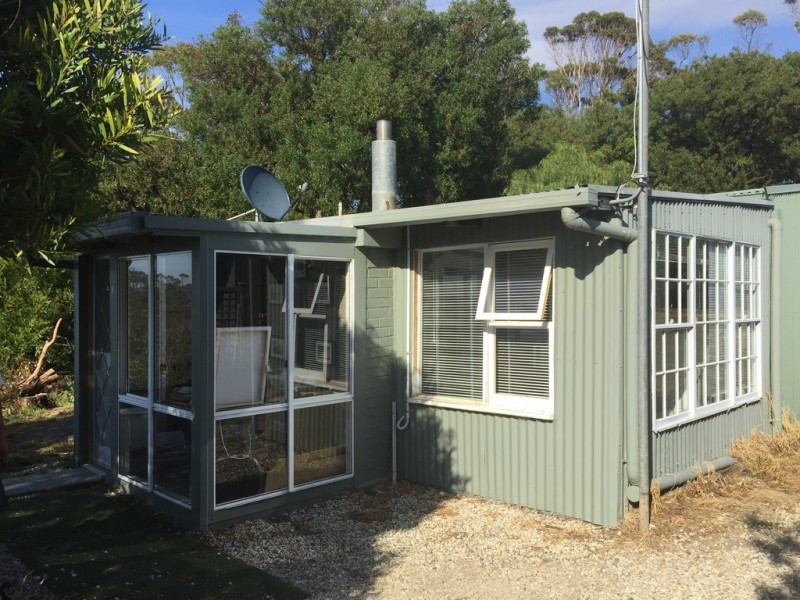220B Bay Road, Boomer Bay TAS 7177