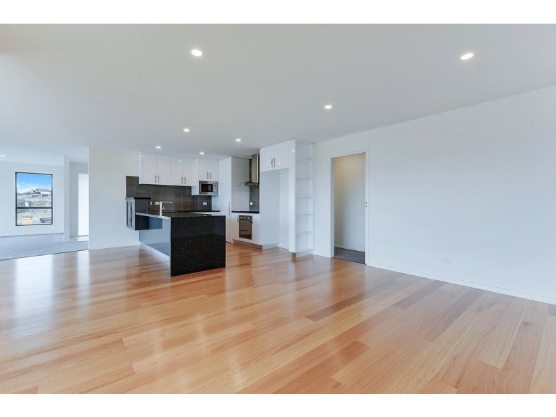 27 Barilla Court, Midway Point TAS 7171