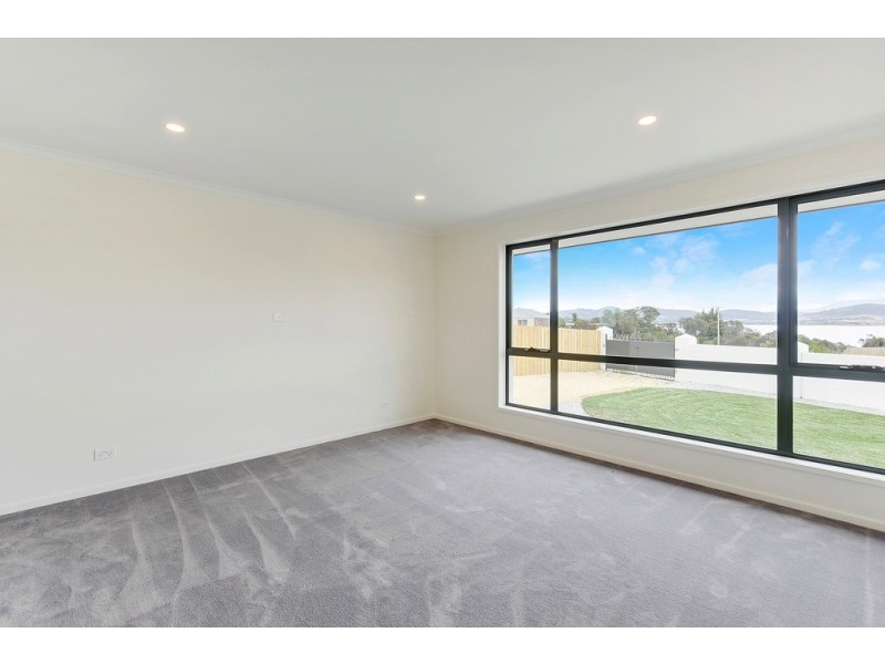 27 Barilla Court, Midway Point TAS 7171