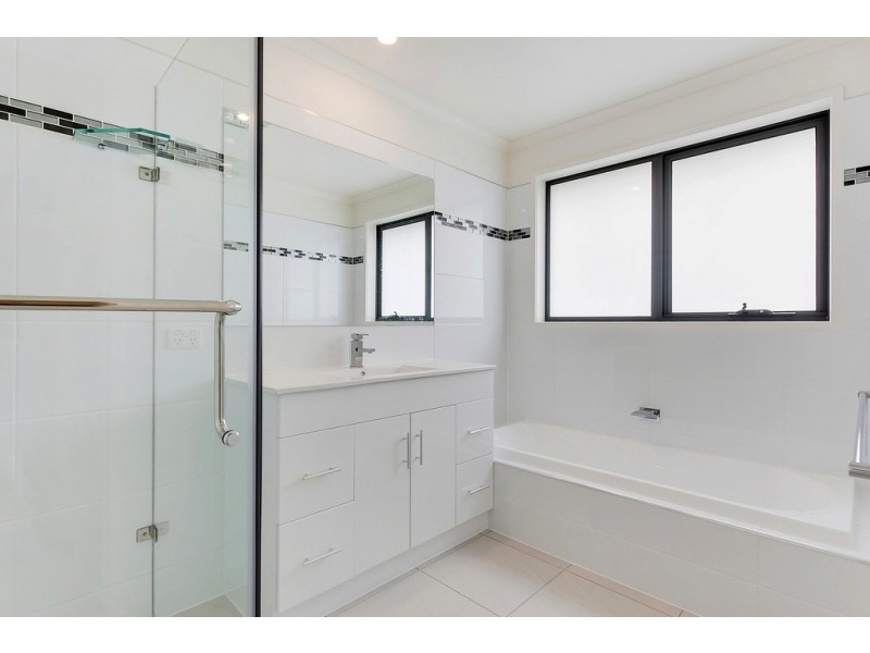 27 Barilla Court, Midway Point TAS 7171