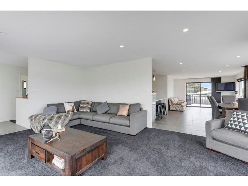 28 Abate Place, Midway Point TAS 7171