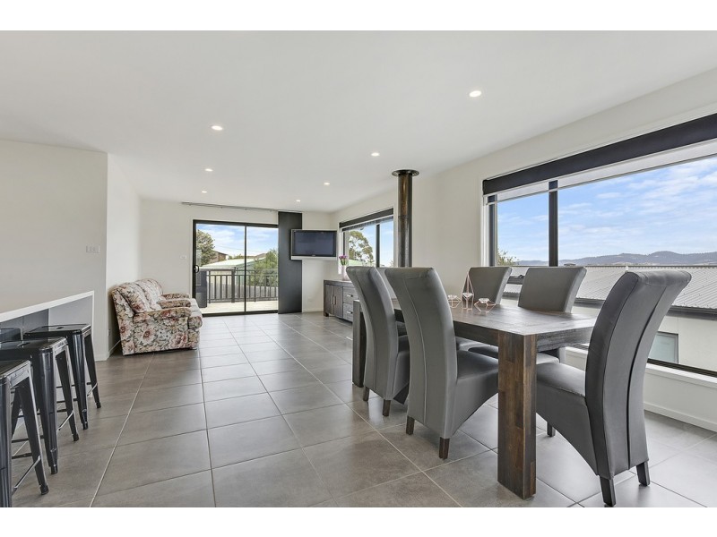 28 Abate Place, Midway Point TAS 7171