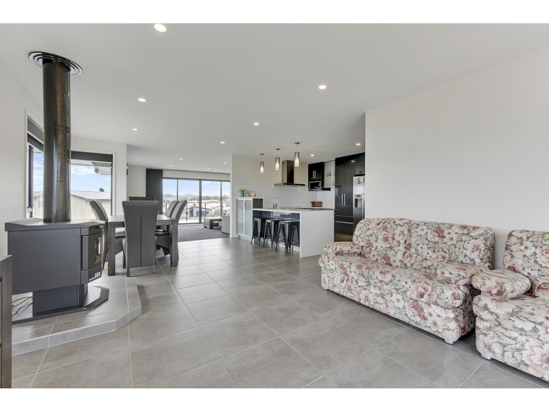 28 Abate Place, Midway Point TAS 7171