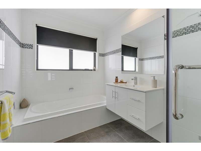 28 Abate Place, Midway Point TAS 7171