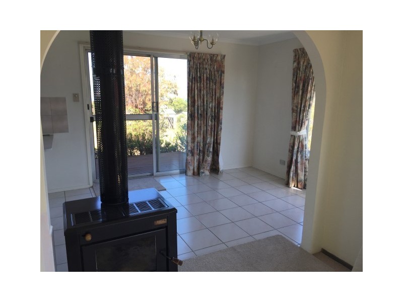6 Singapore Street, Midway Point TAS 7171